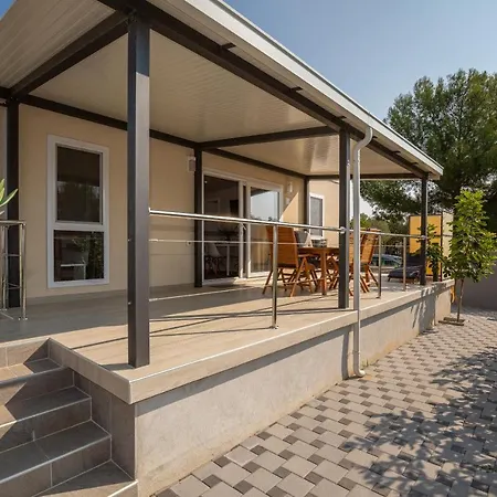 Mobile House Kastanjola *