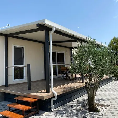 Mobile House Kastanjola Biograd Na Moru